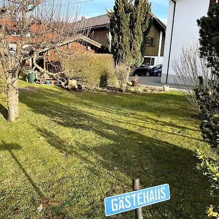 Geraumiges Mit Balkon In 16 Min Am Ostbahnhof *