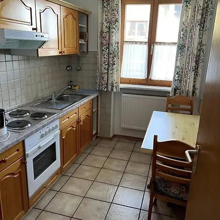 Geraumiges Mit Balkon In 16 Min Am Ostbahnhof Grafing